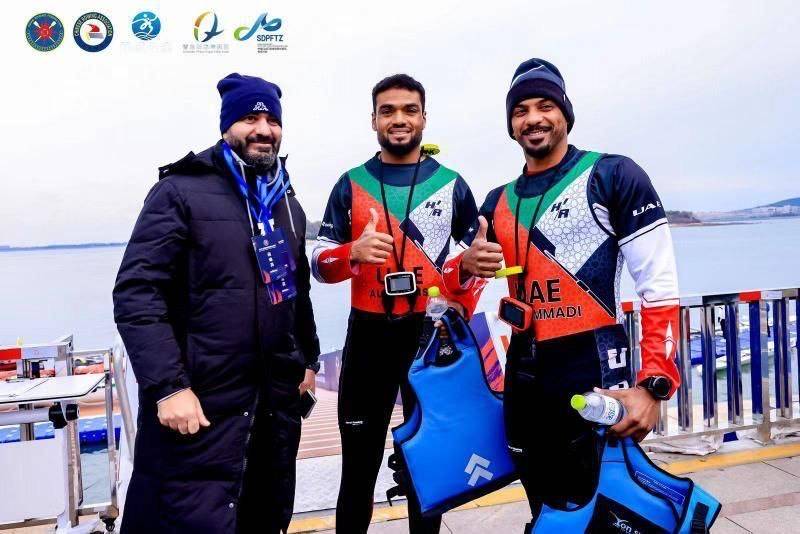 فرحة إماراتية بالذهب