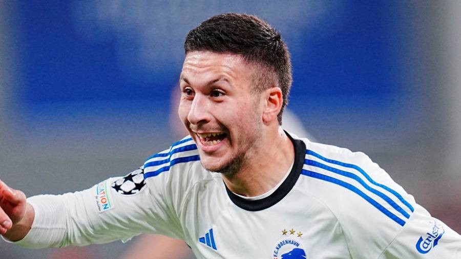 أغنى أغنياء بريطانيا يريد شراء لاعب ولد في الكويت