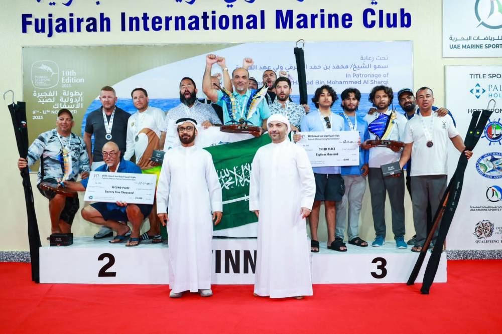 سيف الشرقي وأحمد إبراهيم مع الفائزين