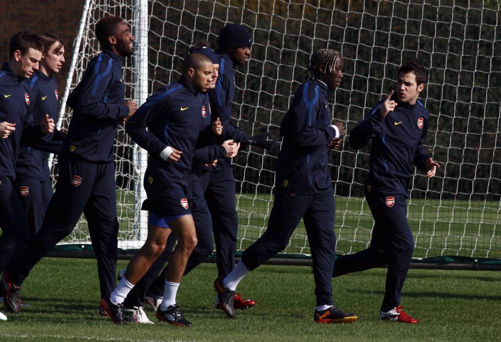 فابريغاس يتحدث لباكاري ساينا