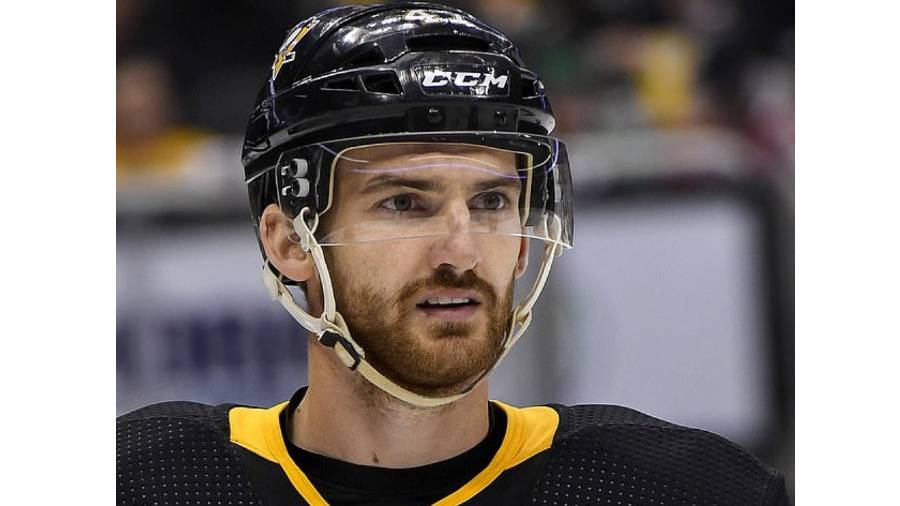 آدم جونسن الضحية 