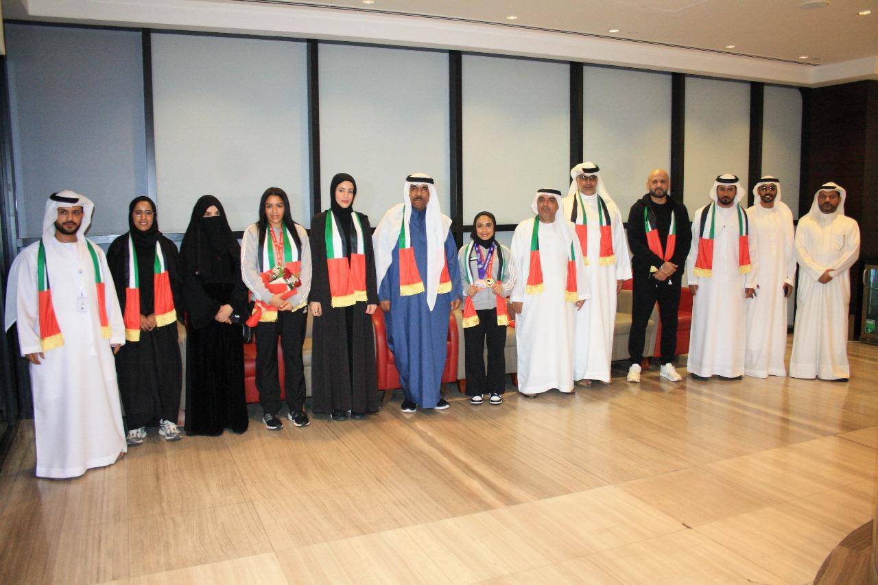 الرزوقي وجاسم وشامس مع البعثة