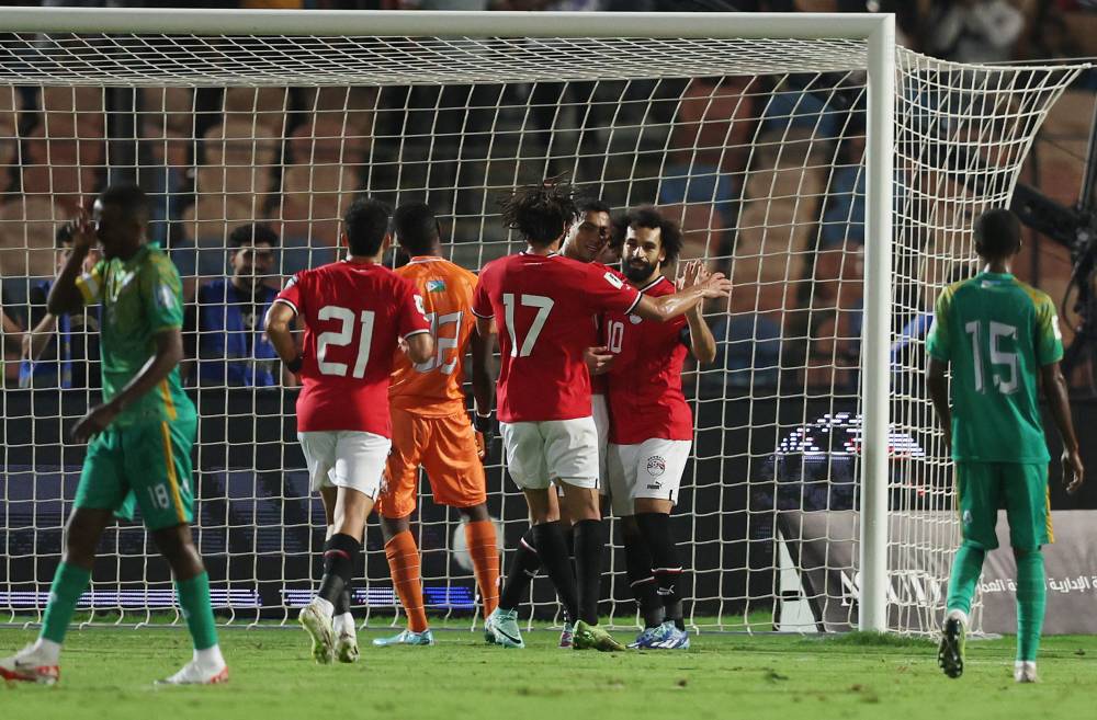 أول رد من الأهلي بعد استبعاد عاشور والشحات من منتخب مصر