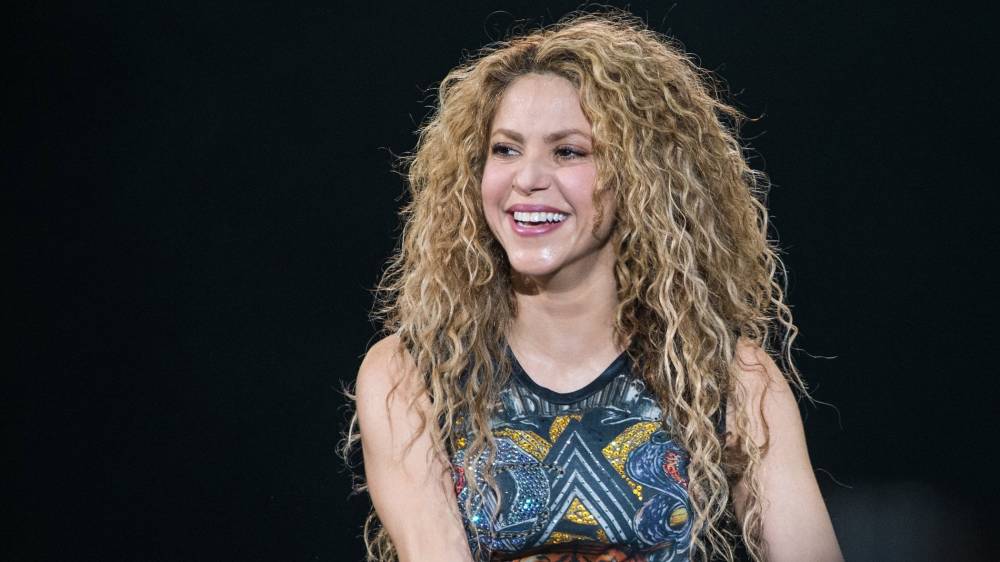 بالفيديو| شاكيرا تمثل أمام القضاء الإسباني.. إليك القصة