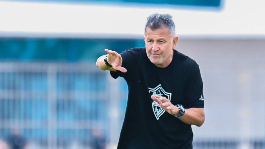 الزمالك ينهي أزمة مستحقات أوسوريو.. ويعسكر في الإمارات