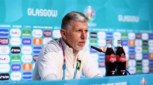 استقالة مدرب التشيك بسبب غضب الجماهير