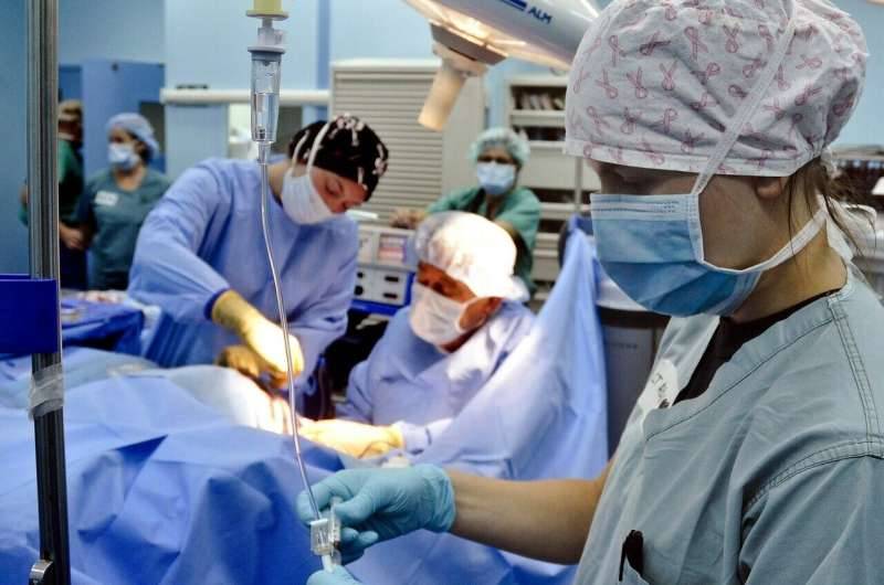  حقن الحديد قبل الجراحة يقلل 33% من نقل الدم