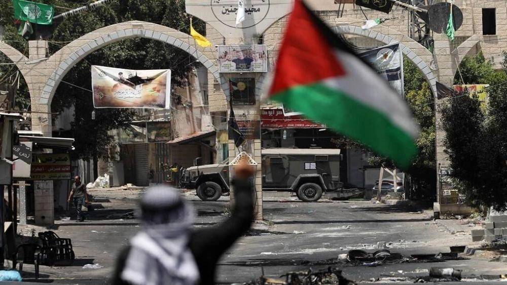 إسرائيل تقتحم جنين ومخيمها وتقصف عدداً من المنازل