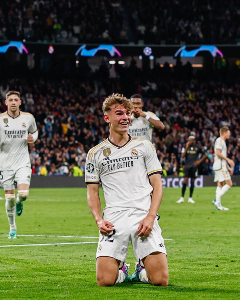 باز يحتفل بهدف ريال مدريد