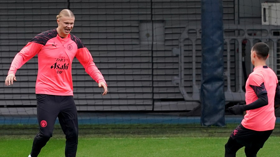  «أبطال أوروبا »: مانشستر سيتي وبرشلونة يبحثان عن التأهل.. وقمة ثأرية بين ميلان وسان جيرمان