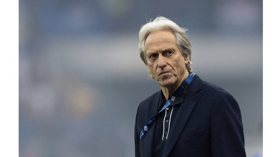 ماذا قال مدرب الهلال بعد الفوز الثلاثي في«الديربي»؟