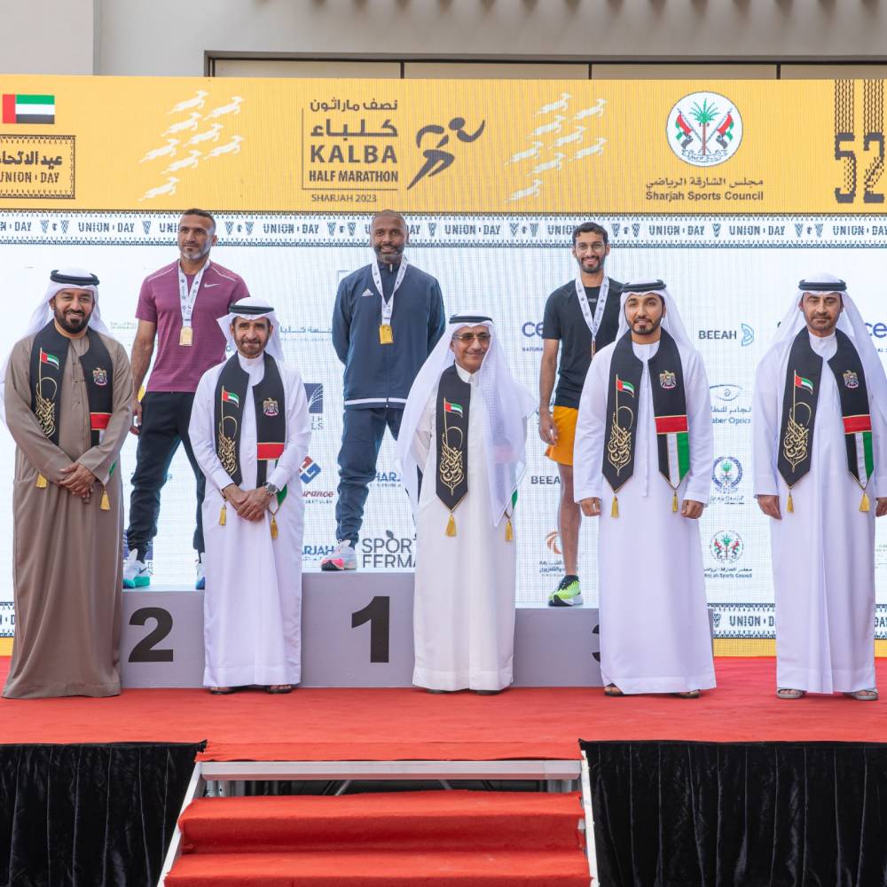 سعيد بن صقر وهيثم بن صقر مع الفائزين