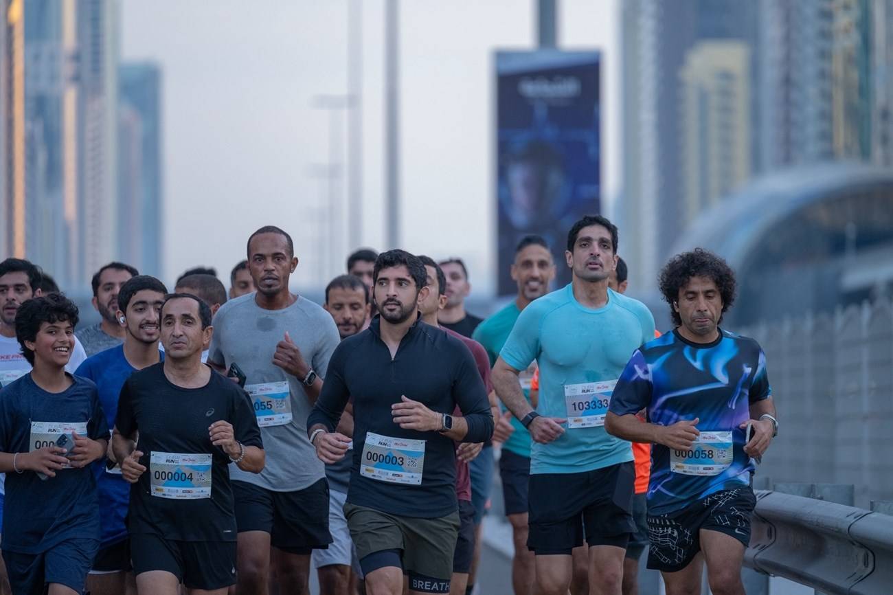 حمدان بن محمد خلال مشاركته في تحدي دبي