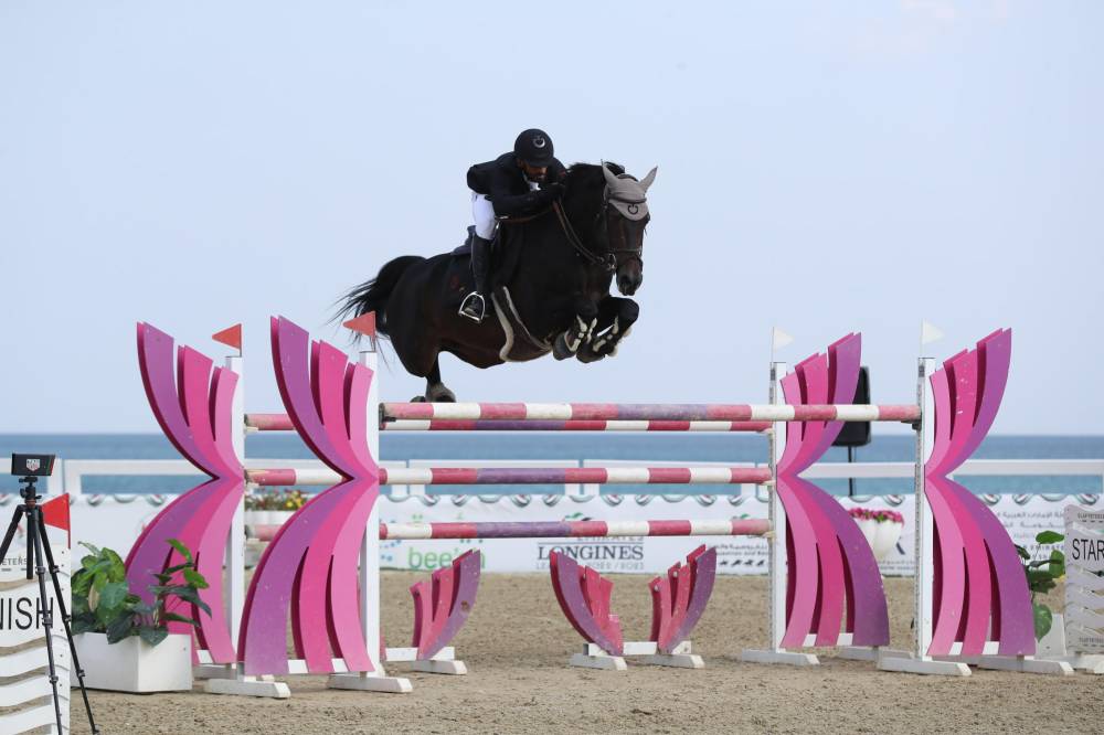 منافسات القفز تشهد قمة الإثارة دائماً