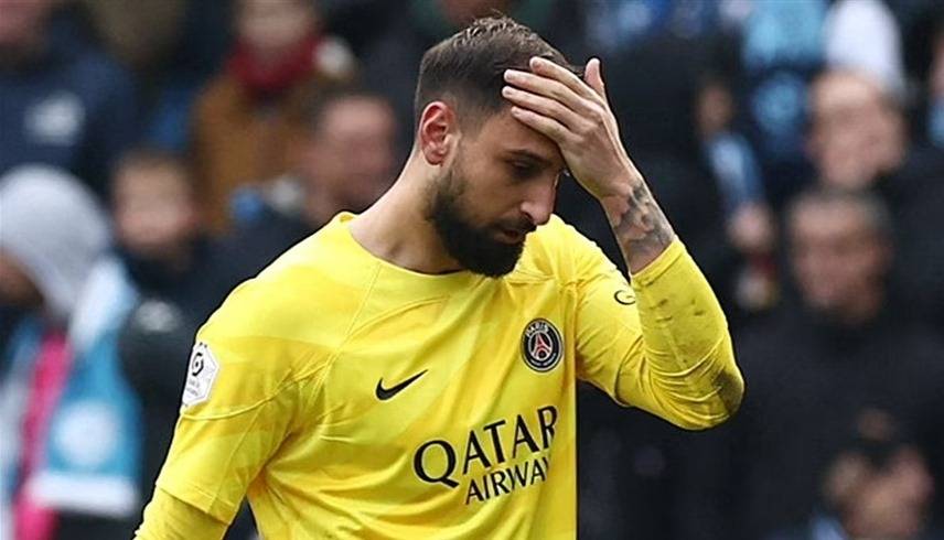 إيقاف دوناروما حارس مرمى سان جيرمان مباراتين