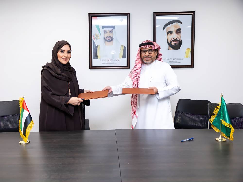 خلال توقيع الاتفاقية