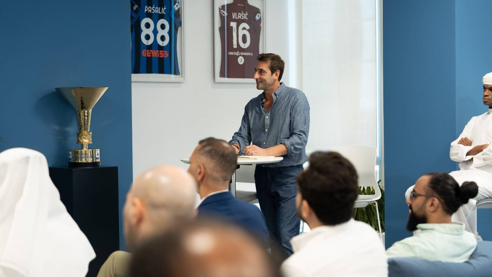 مواهب كروية شابة من الإمارات والسعودية ومصر والمغرب تشارك في «الحلم الإيطالي»