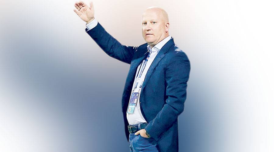 نيكوليتش مدرب شباب الأهلي