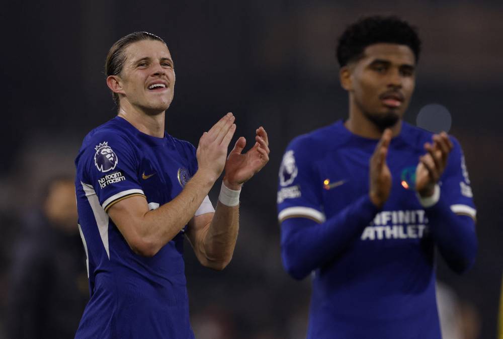 تشيلسي يبيع كابتنه في يناير لشراء مهاجم