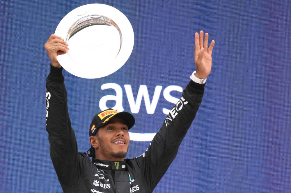 غموض حول فقدان هاميلتون لجائزة الموسم