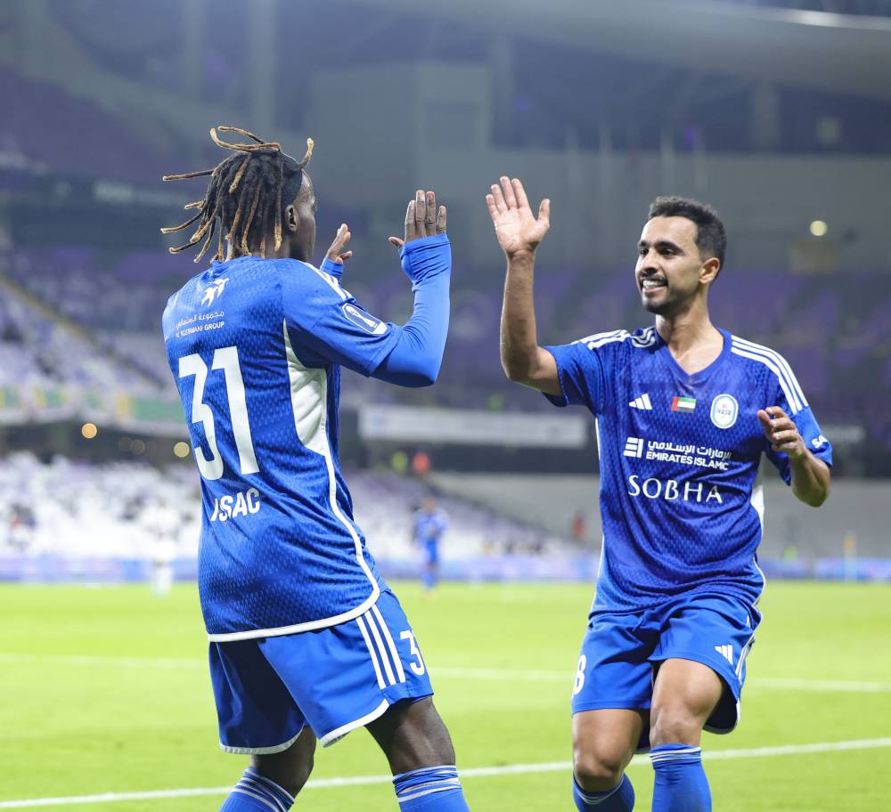 احتفالية نصراوية بهدف إيساك