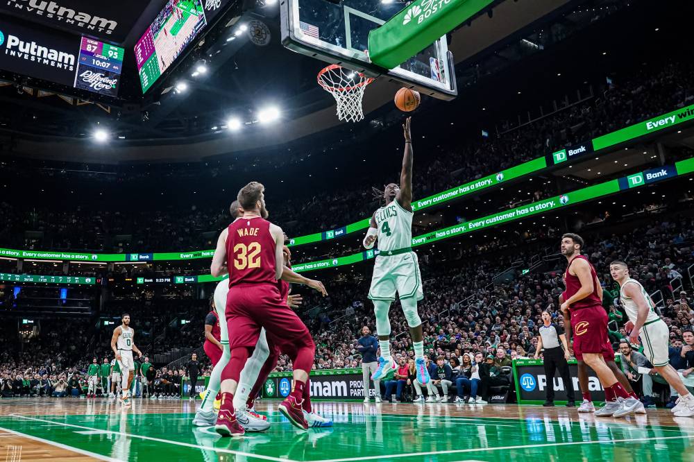 سلتيكس لايخسر أمام جماهيره.. وإنجاز تاريخي ليوكيتش