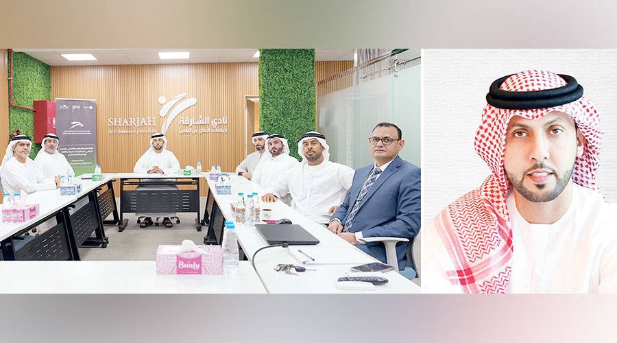 أحمد العويس - جانب من اجتماع مجلس الإدارة