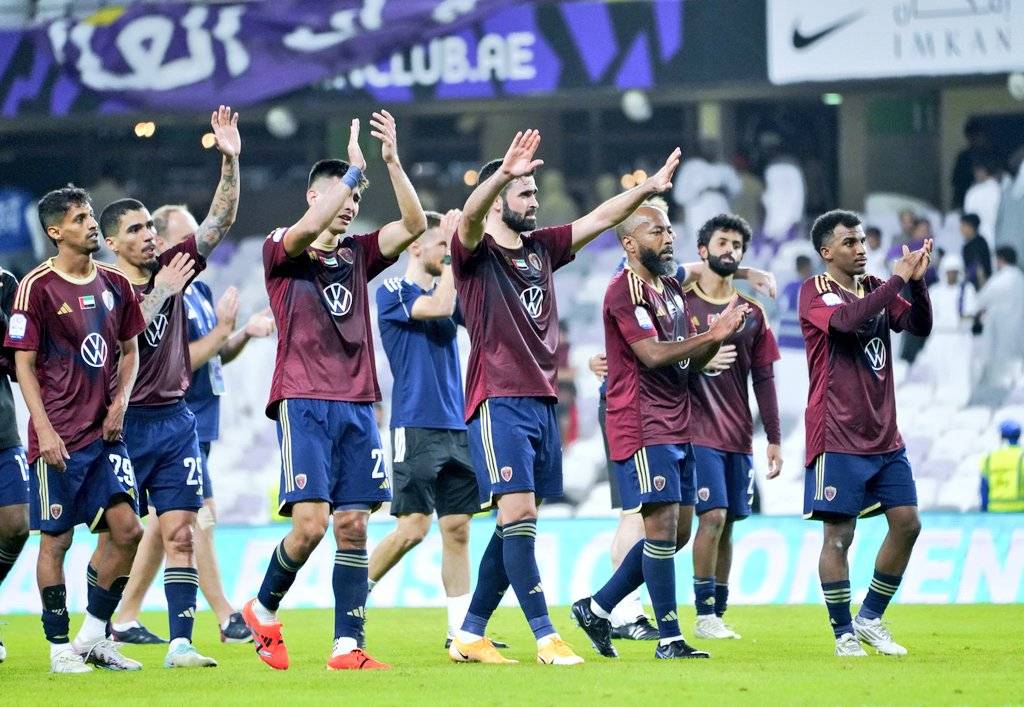 إسماعيل مطر وزملاؤه يحيون جمهور الوحدة