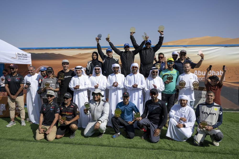 خلال تتويج الفائزين