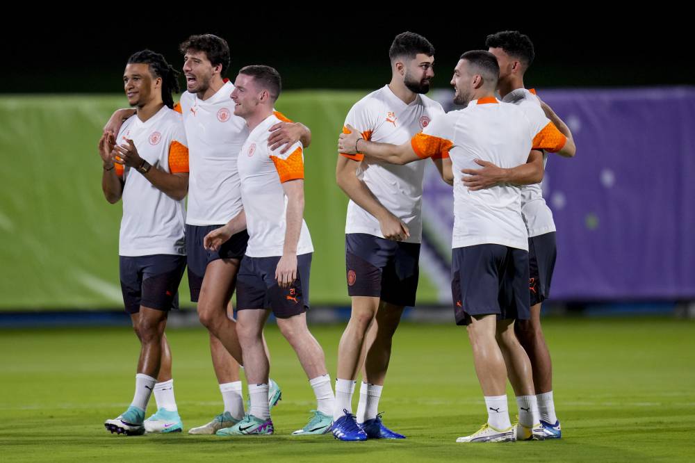 استبعد فوز أرسنال.. مورينيو يرشح مانشستر سيتي للفوز بلقب إنجلترا