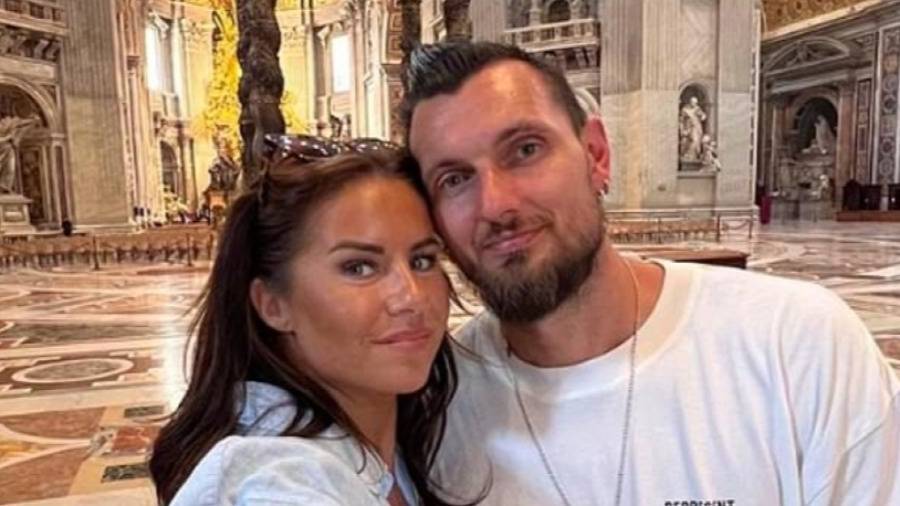 سطو بالسكاكين على منزل حارس سان جيرمان