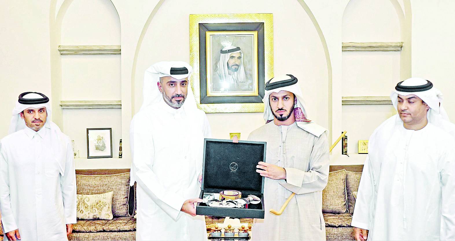 زايد بن حمد خلال استقباله فالح النصر 