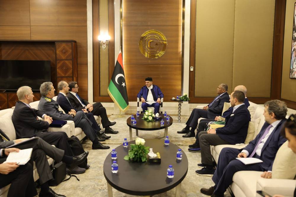 الدبيبة خلال اجتماعه مع وزير الاقتصاد والمالية الإيطالي لتفعيل اتفاقية الصداقة المشتركة(وال)