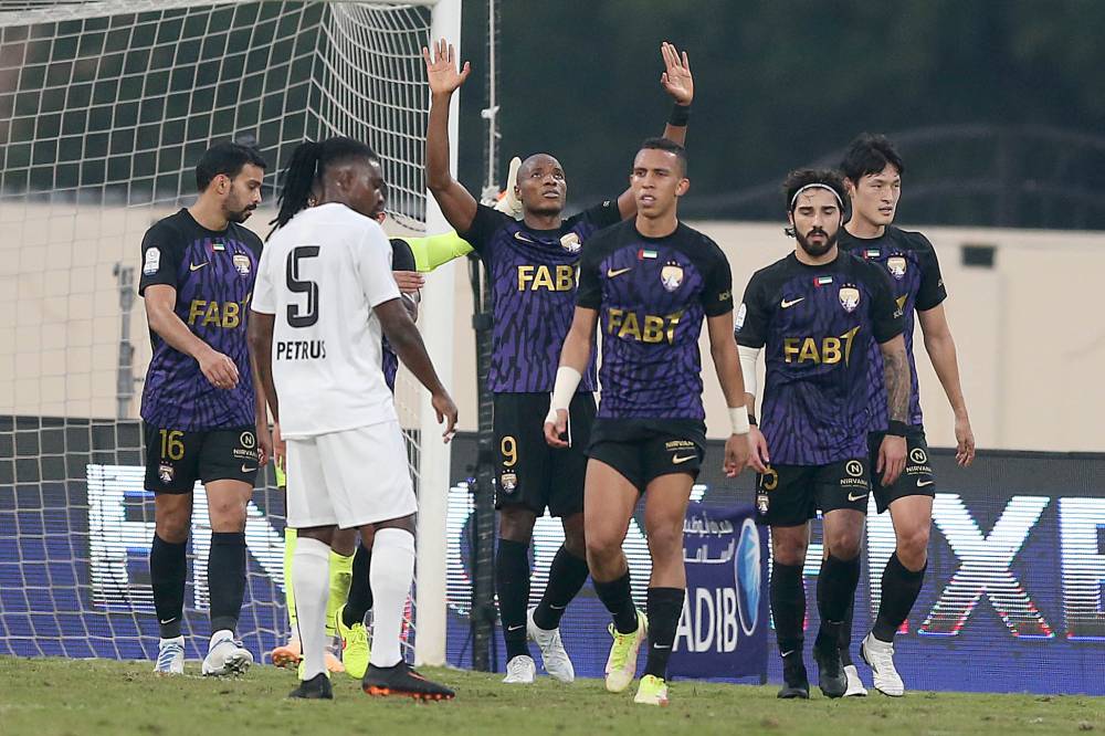 مباراة البطائح والعين في دوري أدنوك للمحترفين    تصوير : هيثم الخاتم 