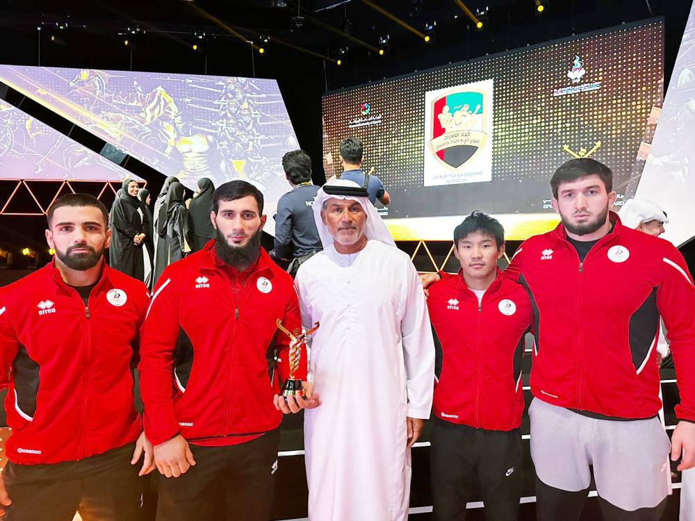 التميمي يتوسط أبطال الجودو المكرمين بجوائز التميز