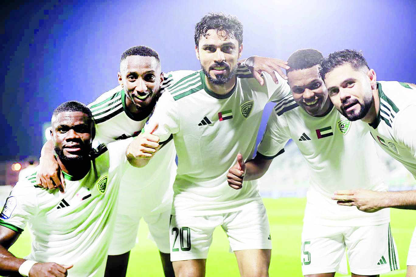 فرحة لاعبي خورفكان