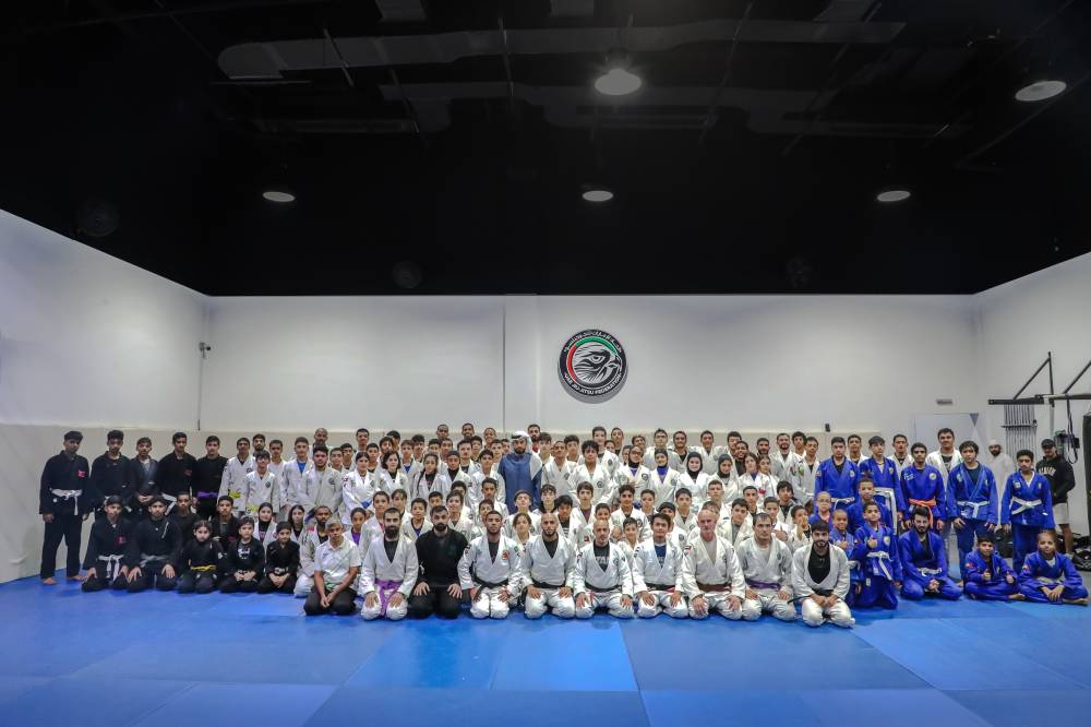 أبطال نادي الشارقة لرياضات الدفاع عن النفس