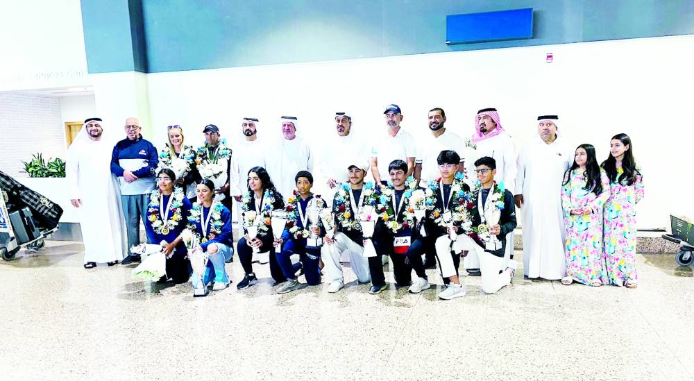 لقطة تذكارية خلال الاستقبال