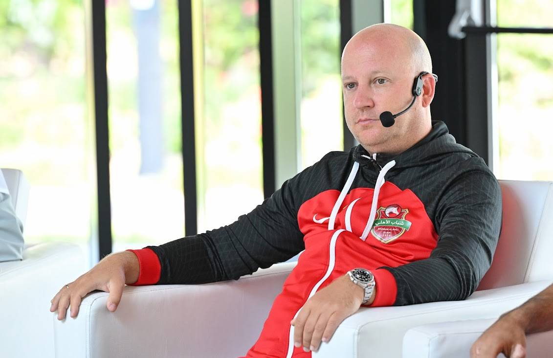 نيكوليتش مدرب شباب الأهلي 