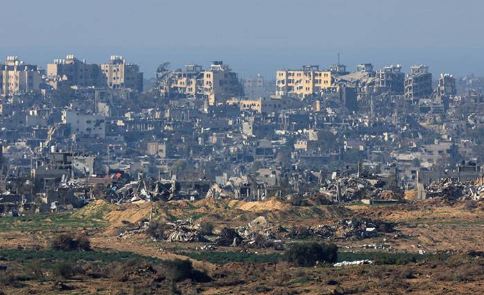  دمار شامل للمباني السكنية في قطاع غزة (رويترز) 