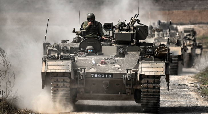 بالفيديو| إسرائيل تنفذ إنزالاً جوياً فوق خان يونس ودباباتها تحاول التوغل لغرب المدينة