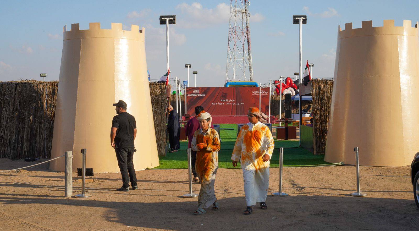 القرية التراثية شهدت إقبالاً كبيراً