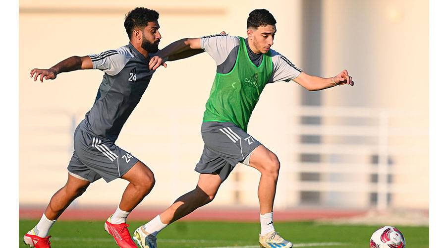 من تدريبات منتخب الإمارات