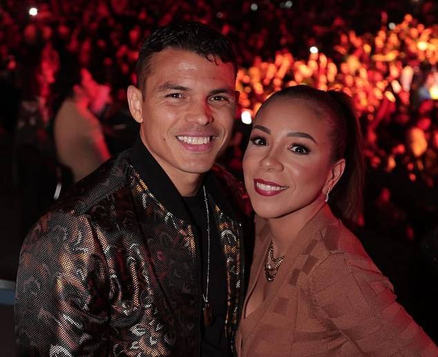 بيلي وسيلفا في مناسبة سابقة 