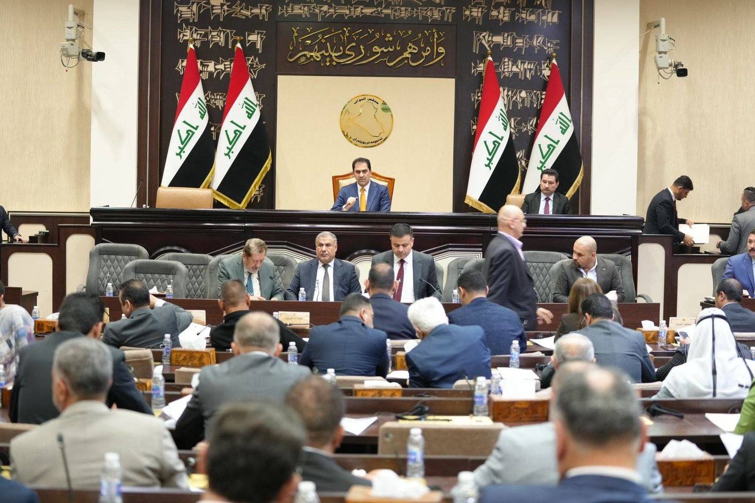 البرلمان العراقي خلال جلسة سابقة لبحث مسألة شغور منصب الرئيس (أرشيفية)