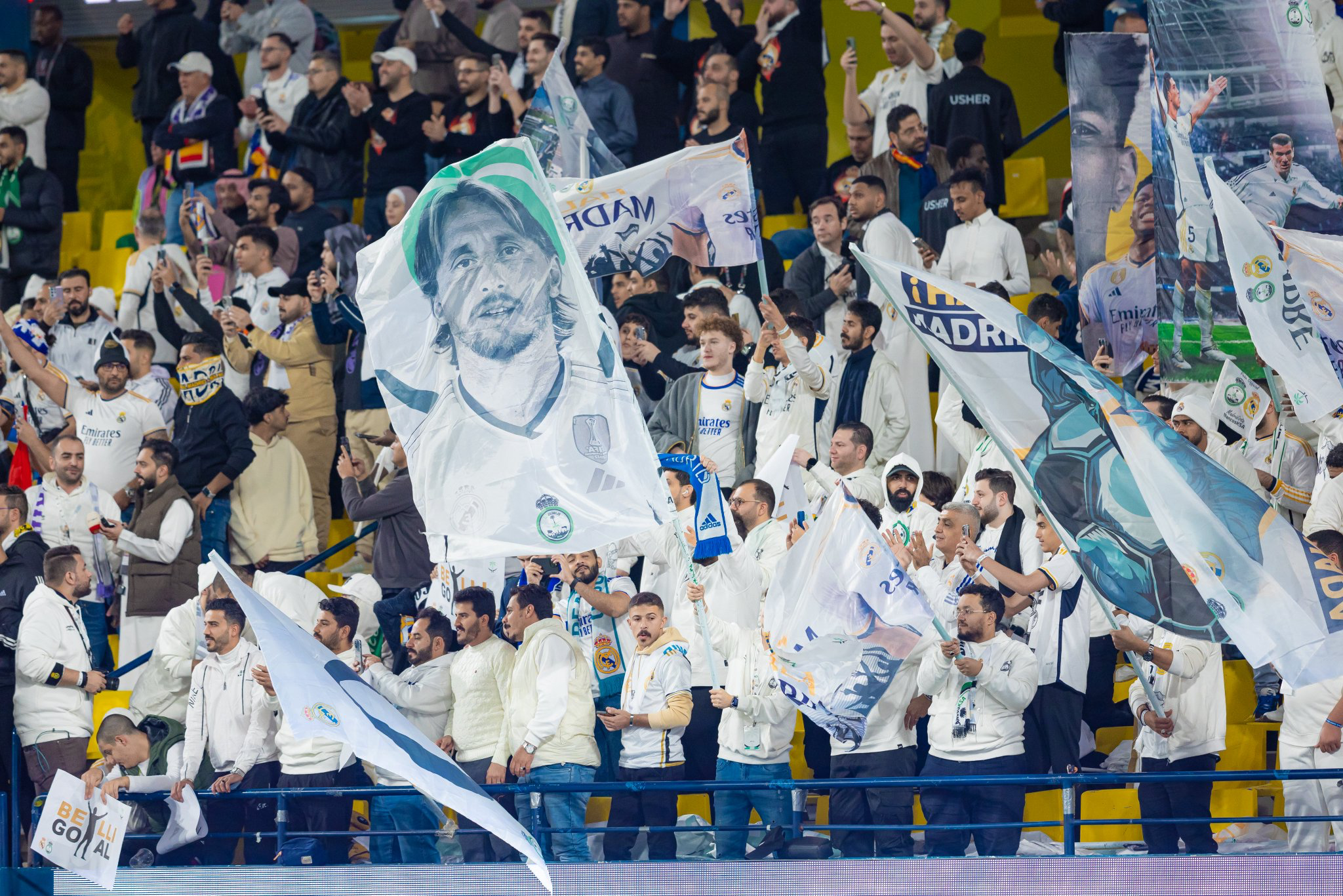 لماذا استقبلت الجماهير السعودية نجم ريال مدريد بصافرات الاستهجان؟