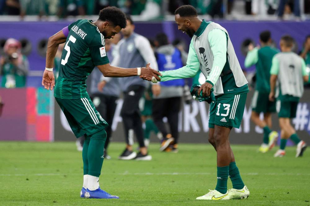 مانشيني سعيد بالفوز على عمان ويتجاهل المستبعدين