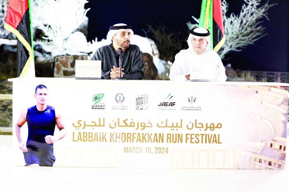 محمد المر وسالم النقبي خلال المؤتمر الصحفي