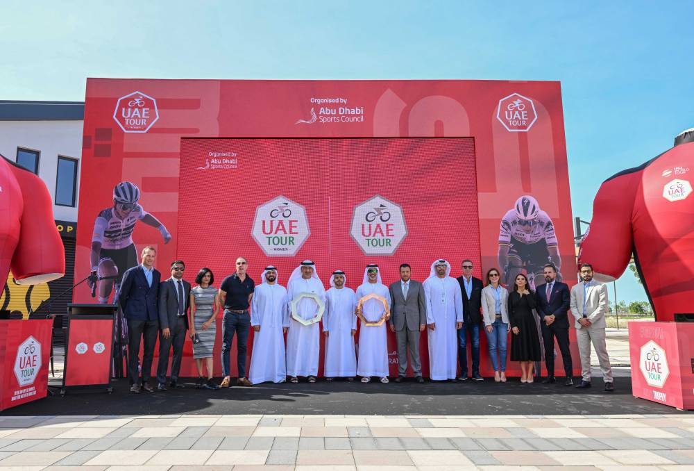 العواني والقبيسي والخييلي وحبيب وحضور المؤتمر في لقطة تذكارية