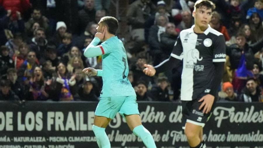 برشلونة ينجو من فخ فريق من الدرجة الثالثة ويبلغ ربع نهائي الكأس